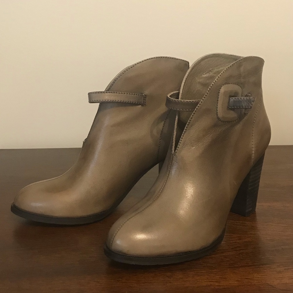Antelope Grayish-Brown High Heel Ankle Boots